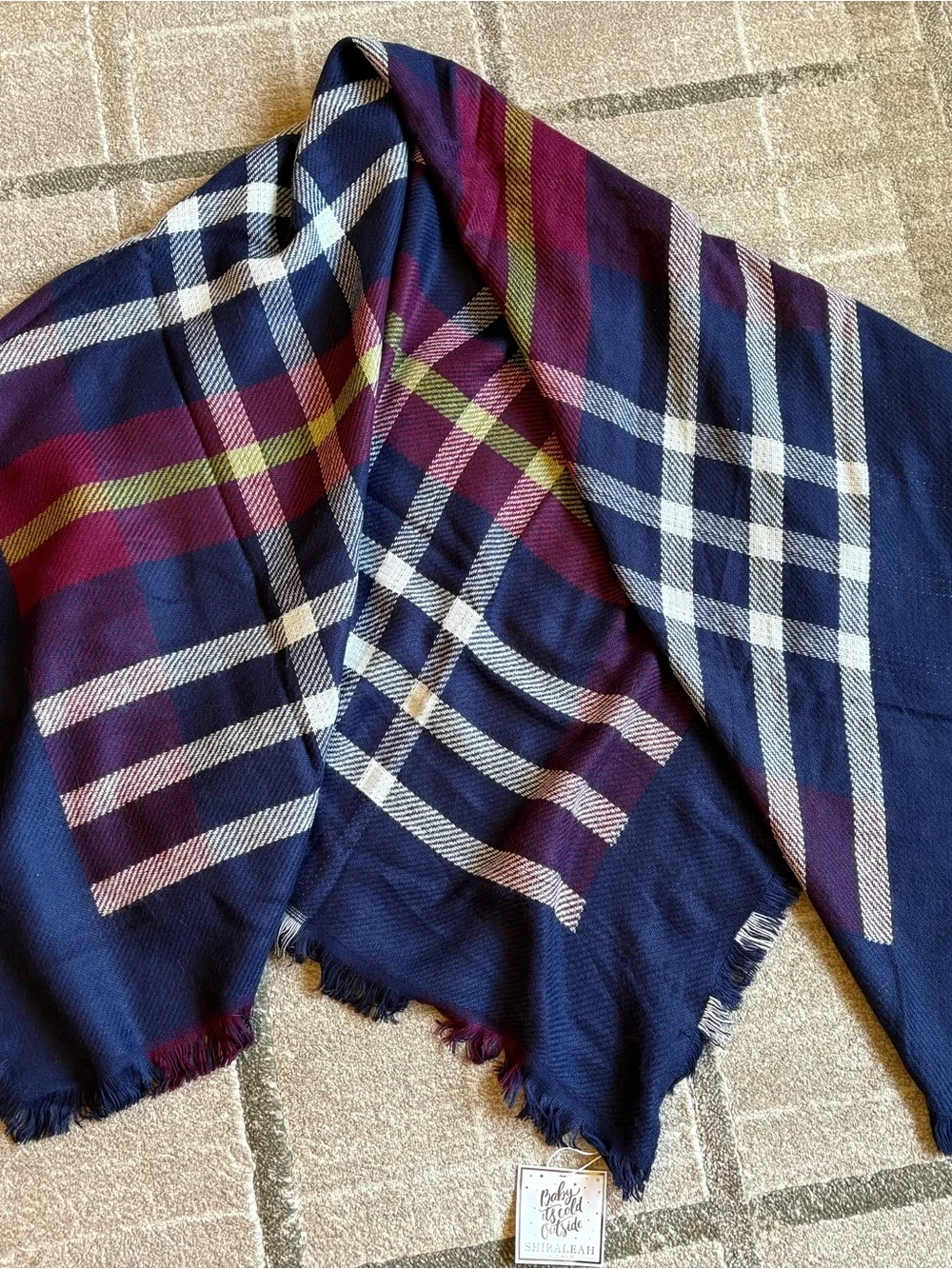 Shiraleah Chicago plaid fringed blanket shawl wrap NWT